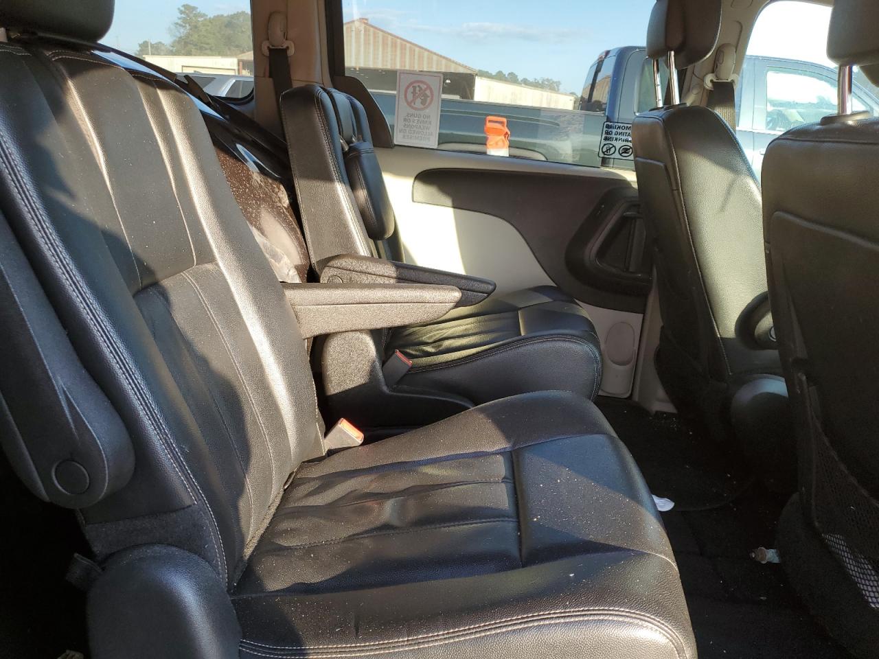 2014 Chrysler Town & Country Touring VIN: 2C4RC1BG5ER127340 Lot: 93211785