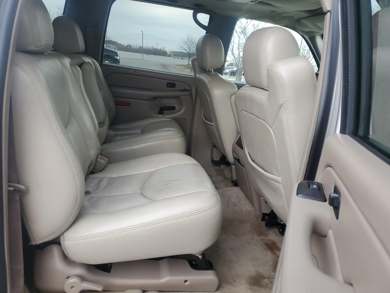 2005 GMC Yukon Xl K1500 VIN: 1GKFK16Z05J207090 Lot: 92034295