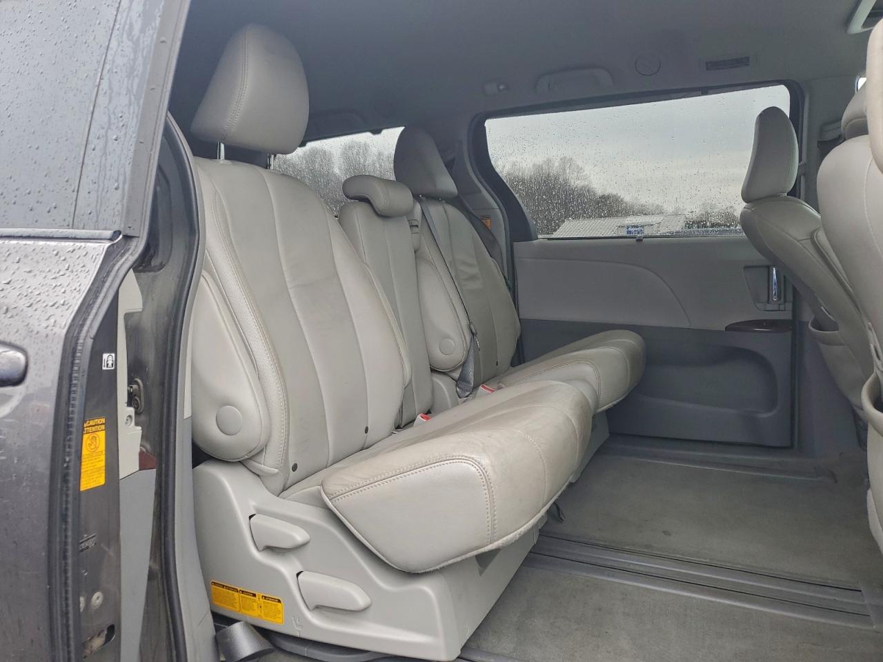 2014 Toyota Sienna Xle VIN: 5TDYK3DC1ES455012 Lot: 94453935