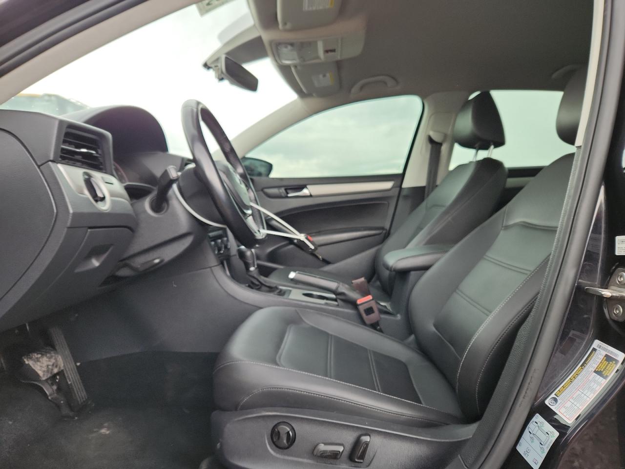 2020 Volkswagen Passat Se VIN: 1VWSA7A32LC008561 Lot: 93895475