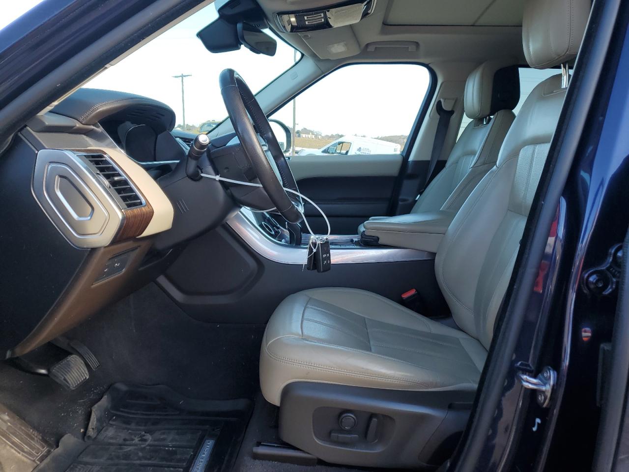 2019 Land Rover Range Rover Sport Hse VIN: SALWR2RV2KA843973 Lot: 86289525