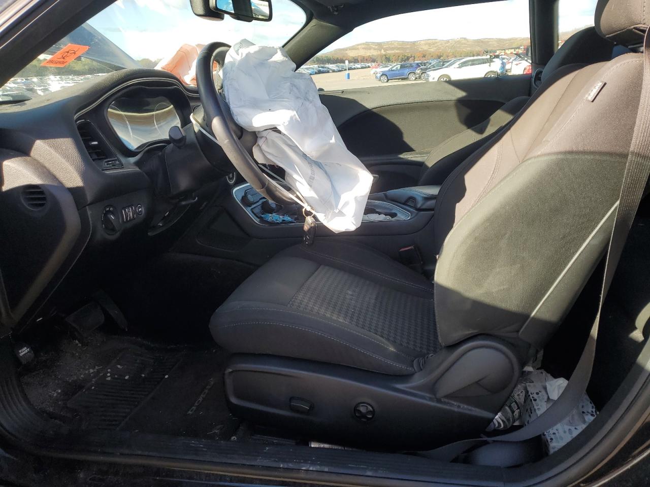 2017 Dodge Challenger Sxt VIN: 2C3CDZAGXHH501572 Lot: 91749065