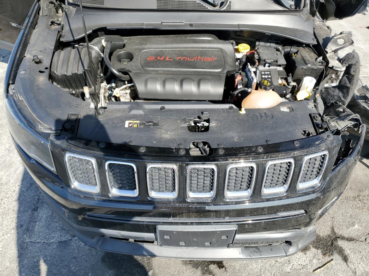 2018 Jeep Compass Latitude VIN: 3C4NJCBB6JT466457 Lot: 90946175