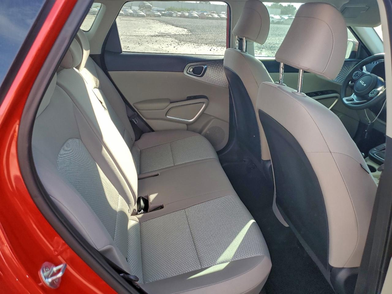 2022 Kia Soul Lx VIN: KNDJ23AU8N7165052 Lot: 94448215