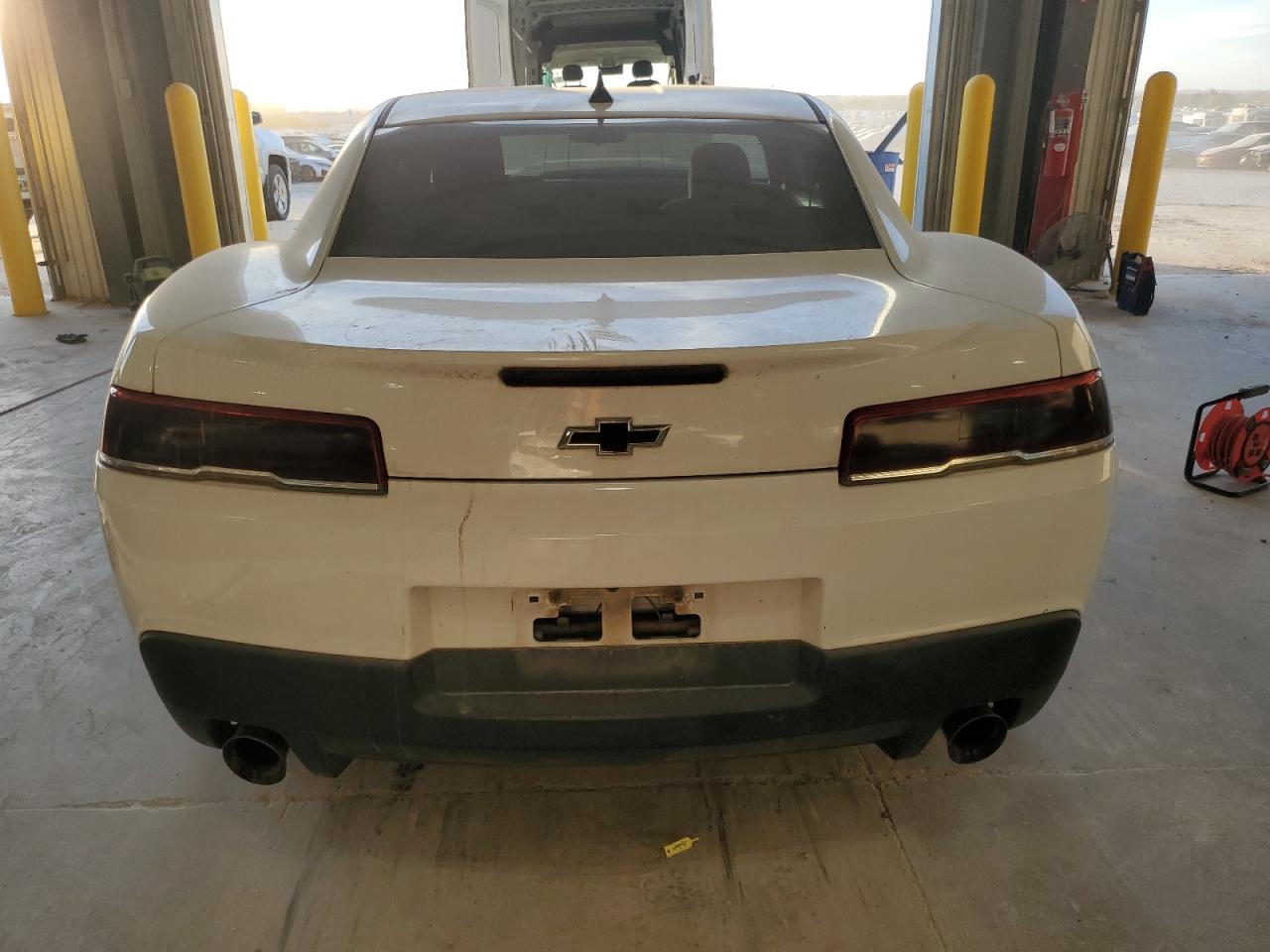 2014 Chevrolet Camaro Ls VIN: 2G1FA1E34E9122026 Lot: 90667695