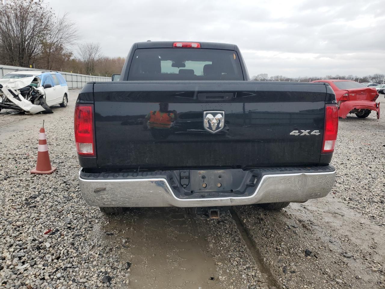 2015 Ram 1500 St VIN: 1C6RR7FG2FS575084 Lot: 93236005