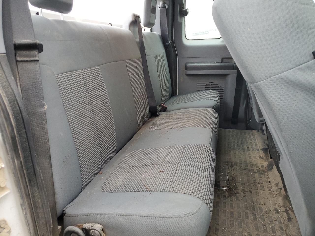 2016 Ford F250 Utility / Service Truck VIN: 1FT7X2BT3GEA28353 Lot: 92720395