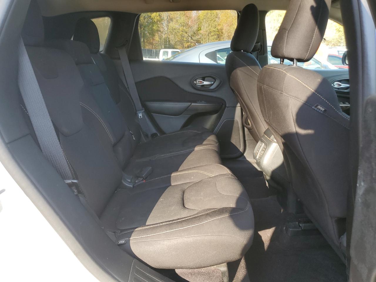 2016 Jeep Cherokee Latitude VIN: 1C4PJMCS7GW197787 Lot: 90876055