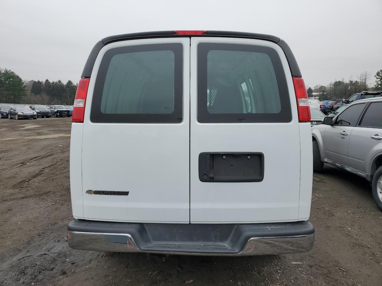 2023 Chevrolet Express G2 Delivery Van VIN: 1GCWGAFP8P1220037 Lot: 93413505