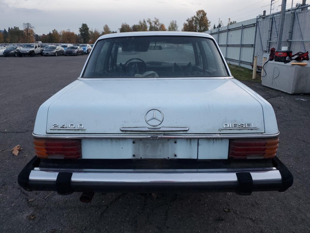 1974 Mercedes Benz 240 D VIN: 11511712028500 Lot: 92685135