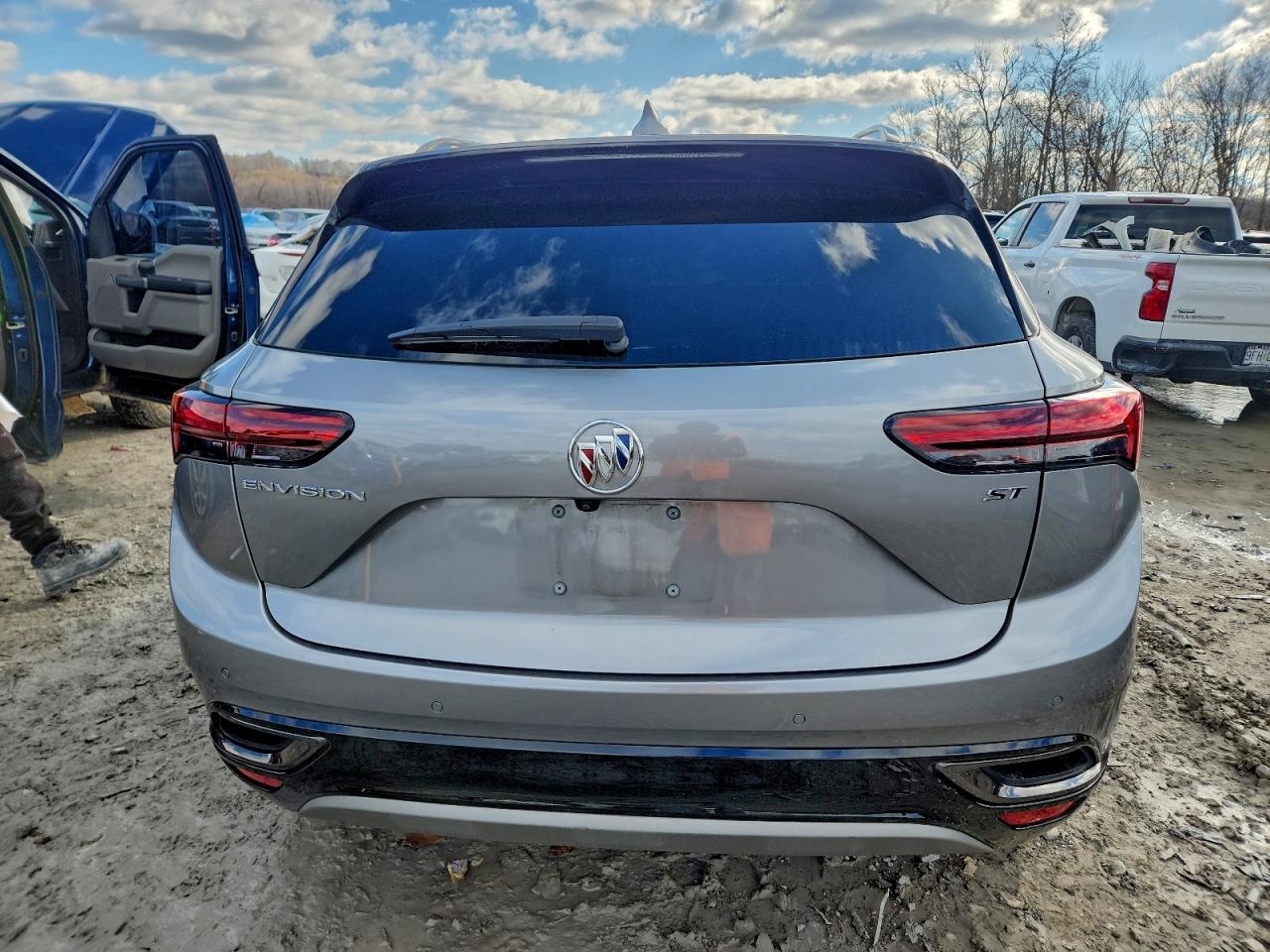 2023 Buick Envision Essence VIN: LRBFZNR42PD037104 Lot: 94690555