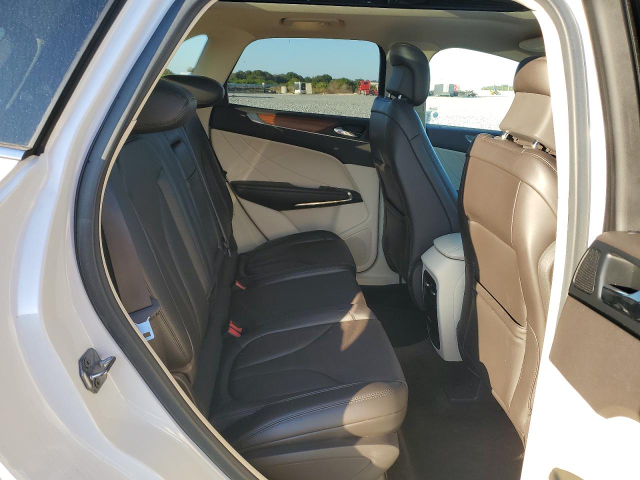 2016 Lincoln Mkc Reserve VIN: 5LMCJ3C94GUJ19722 Lot: 93823685