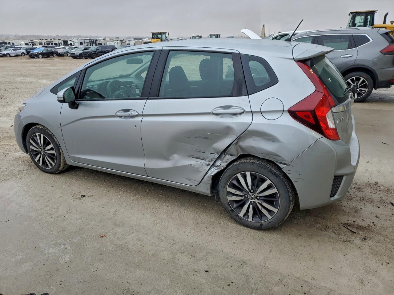 2017 Honda Fit Ex VIN: 3HGGK5G76HM706487 Lot: 93924435