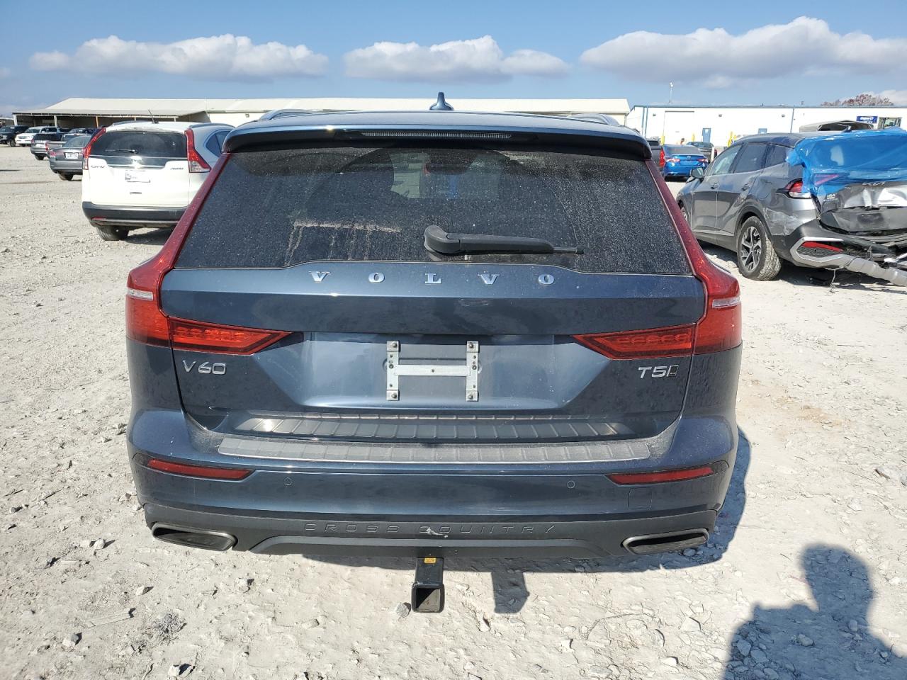 2020 Volvo V60 Cross Country T5 Momentum VIN: YV4102WK7L1036241 Lot: 93516175