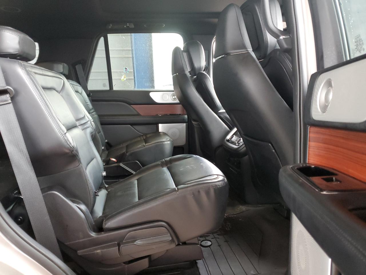 2020 Lincoln Navigator Reserve VIN: 5LMJJ2LT5LEL18960 Lot: 92627335