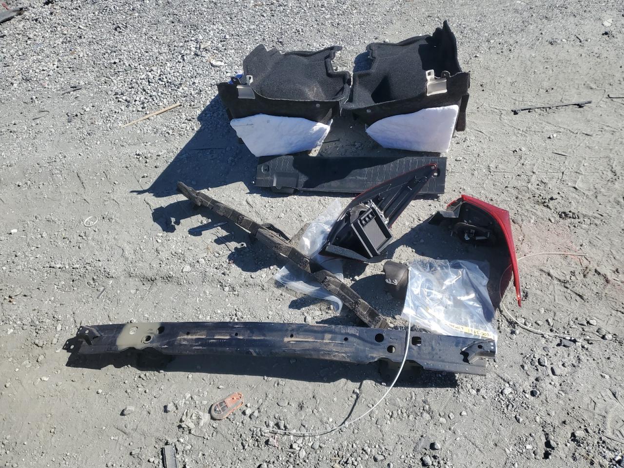 2018 Subaru Legacy 2.5I Limited VIN: 4S3BNAN60J3003588 Lot: 90996975