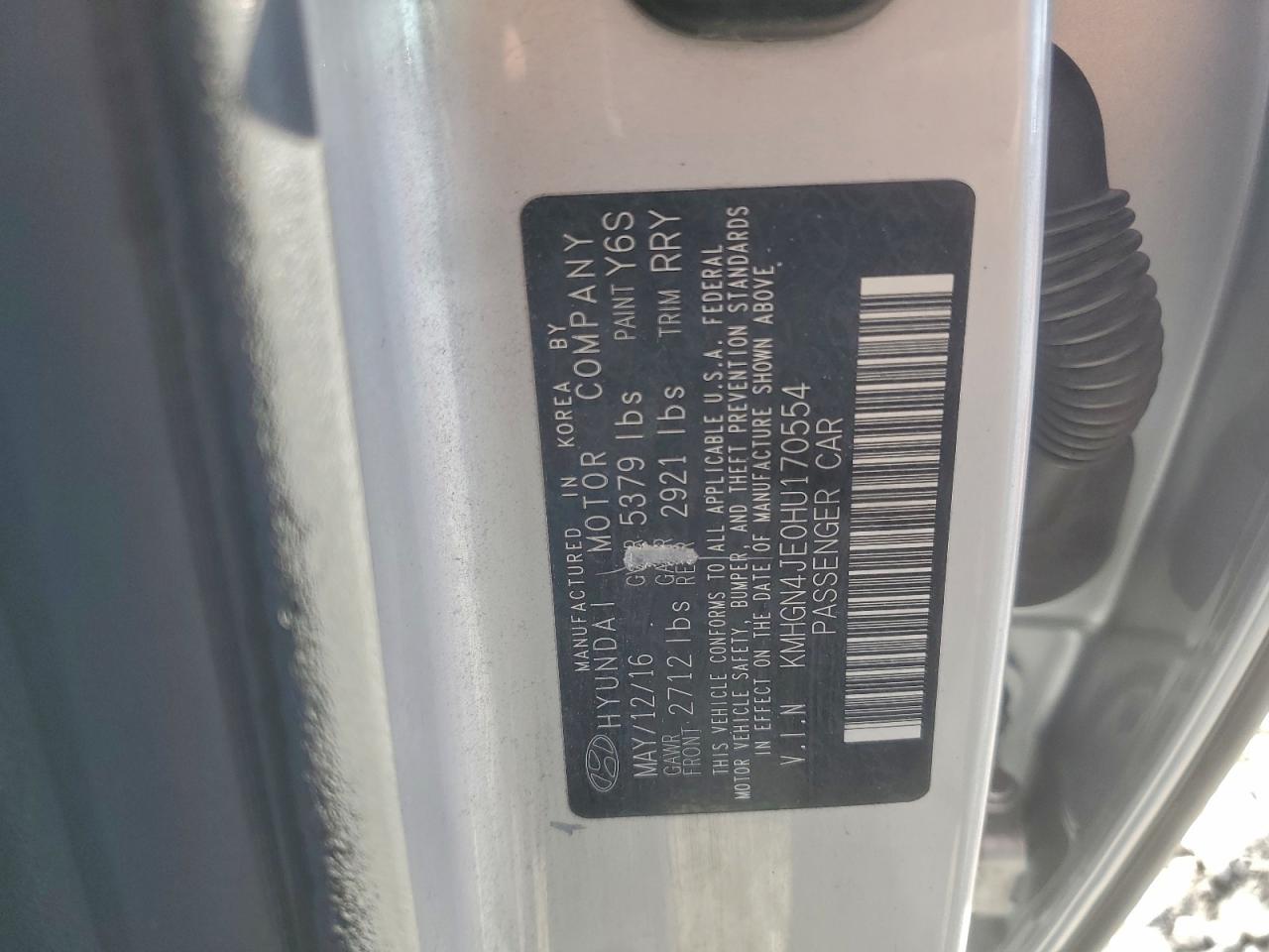 2017 Genesis G80 Base VIN: KMHGN4JE0HU170554 Lot: 94676995