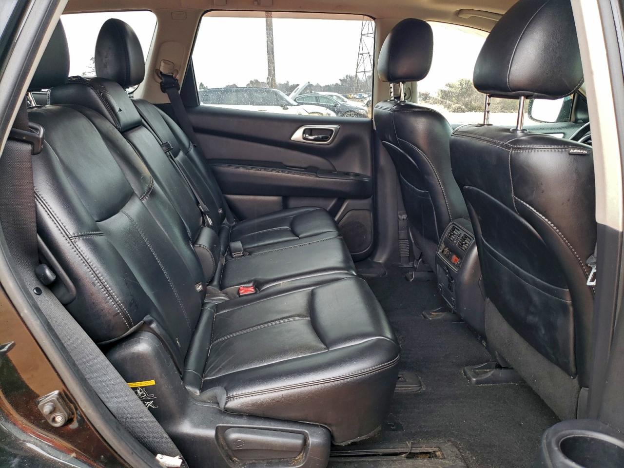 2015 Nissan Pathfinder S VIN: 5N1AR2MM7FC621001 Lot: 94150975