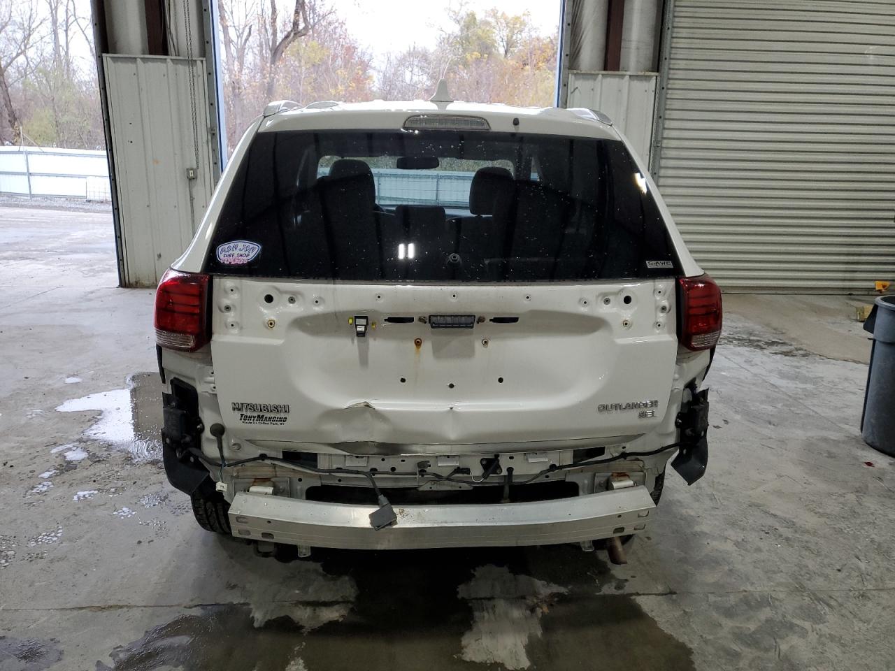 2018 Mitsubishi Outlander Se VIN: JA4AZ3A31JZ067928 Lot: 92606135