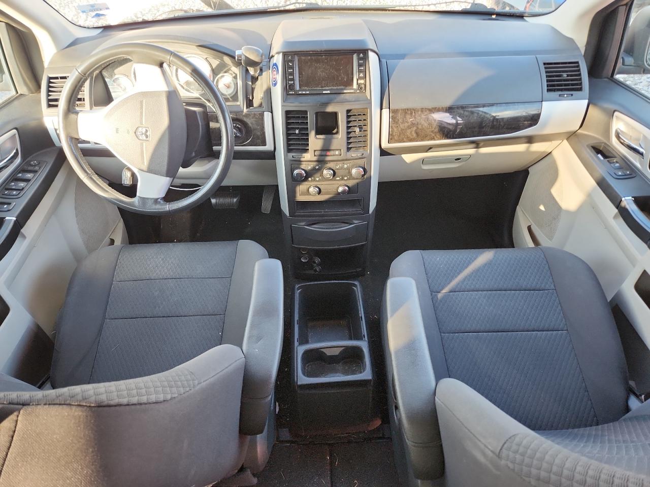 2010 Dodge Grand Caravan Sxt VIN: 2D4RN5D17AR396267 Lot: 92373865