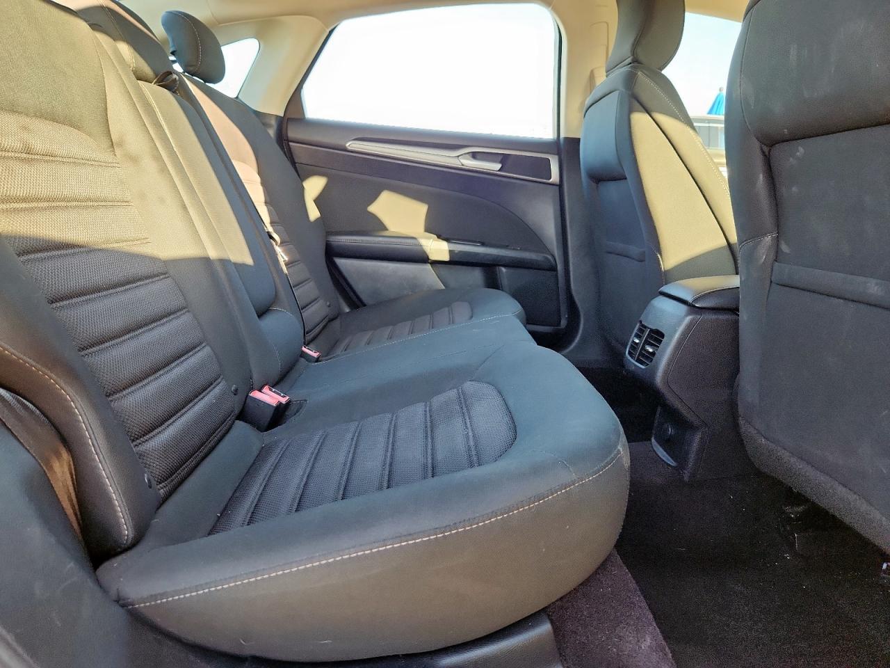 2017 Ford Fusion Se Hybrid VIN: 3FA6P0LU5HR278558 Lot: 93116115