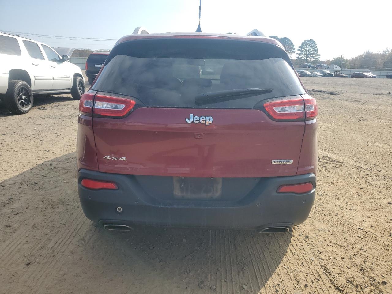 2016 Jeep Cherokee Latitude VIN: 1C4PJMCS1GW263895 Lot: 93234185