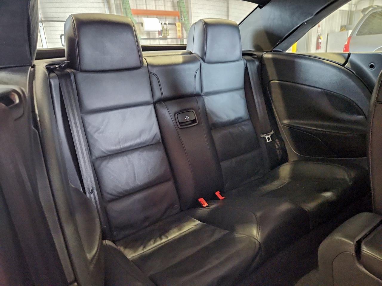 2007 Volkswagen Eos 2.0T Luxury VIN: WVWFA71F57V031809 Lot: 93933735