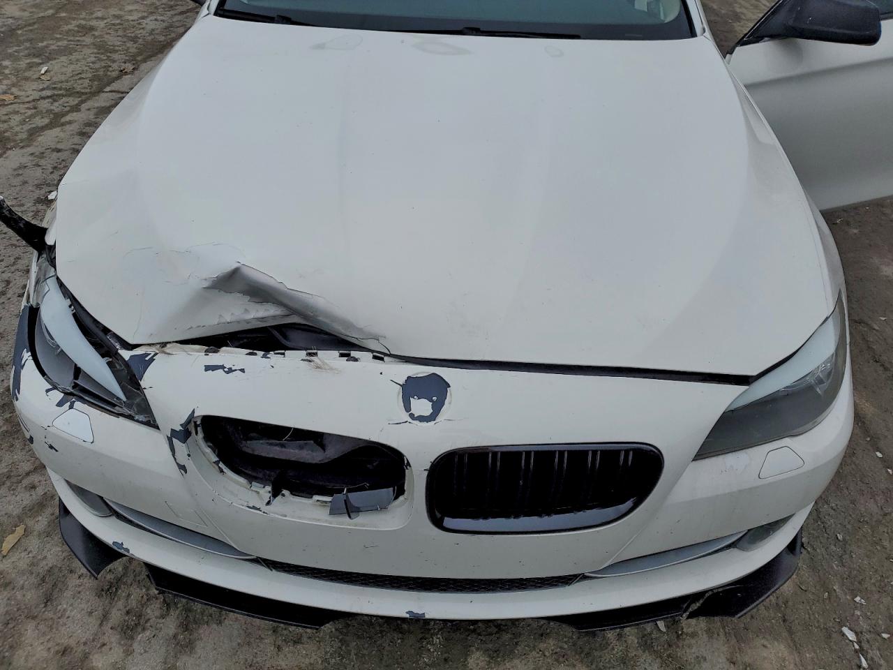 2011 BMW 528 I VIN: WBAFR1C54BC740744 Lot: 92876065