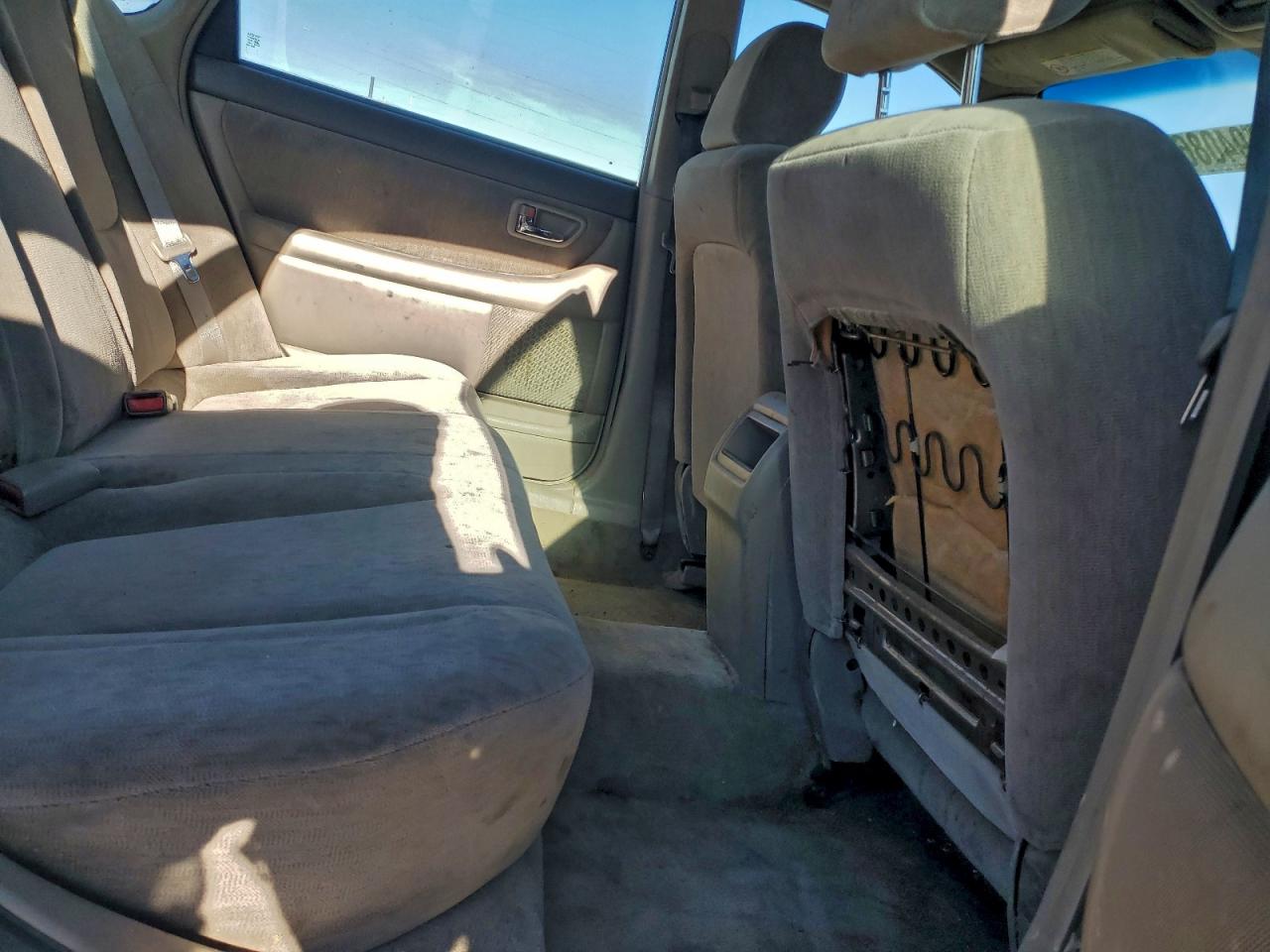 2000 Toyota Avalon Xl VIN: 4T1BF28B0YU018877 Lot: 94086765