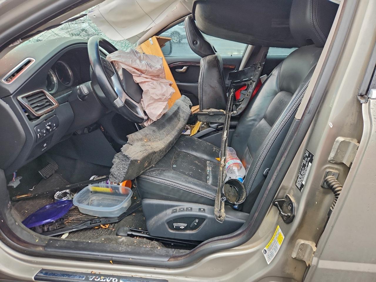 2011 Volvo Xc70 T6 VIN: YV4902BZ7B1098145 Lot: 93141205