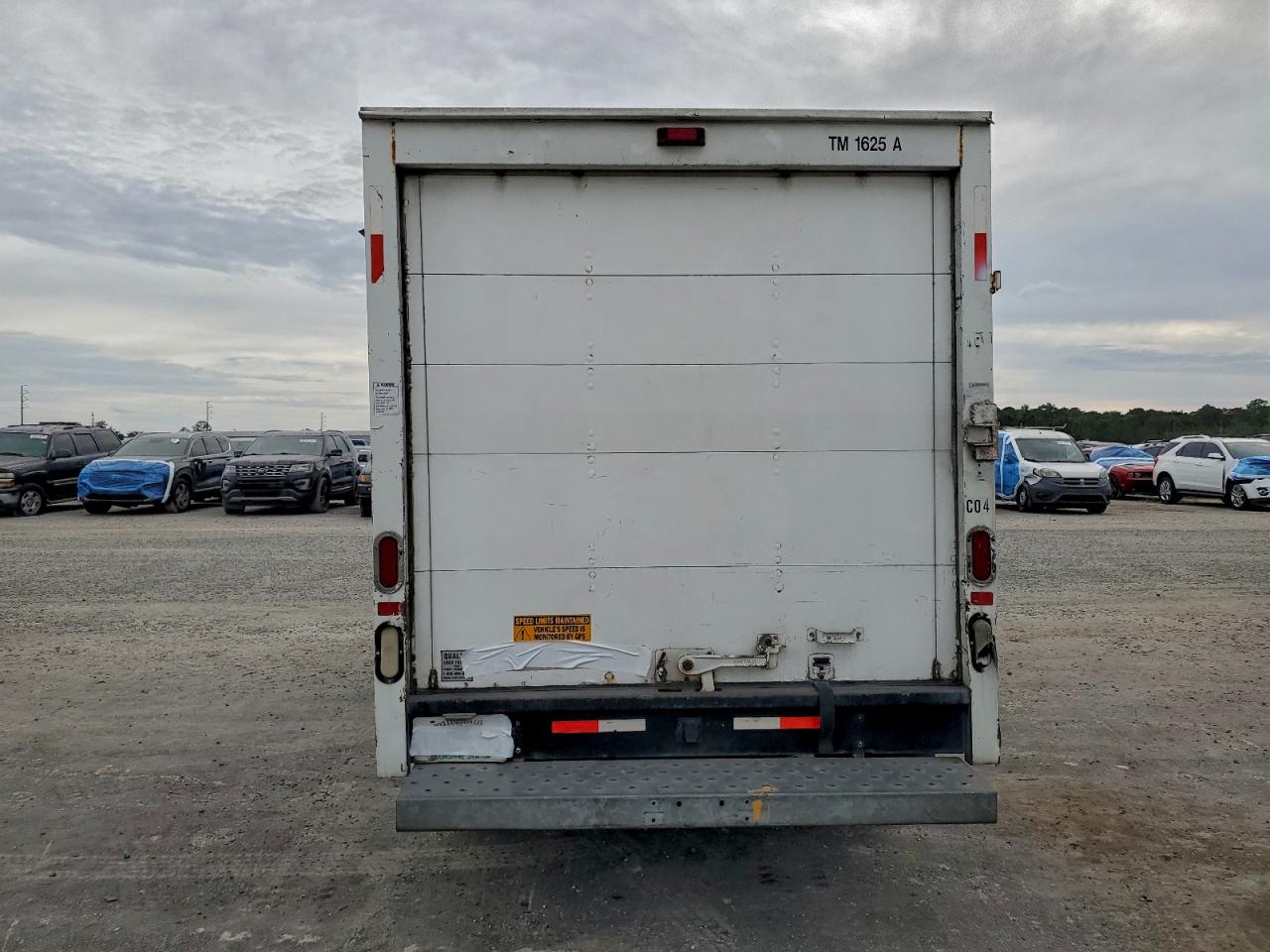 2007 GMC Savana Cutaway G3500 VIN: 1GDGG31V571903718 Lot: 94287665