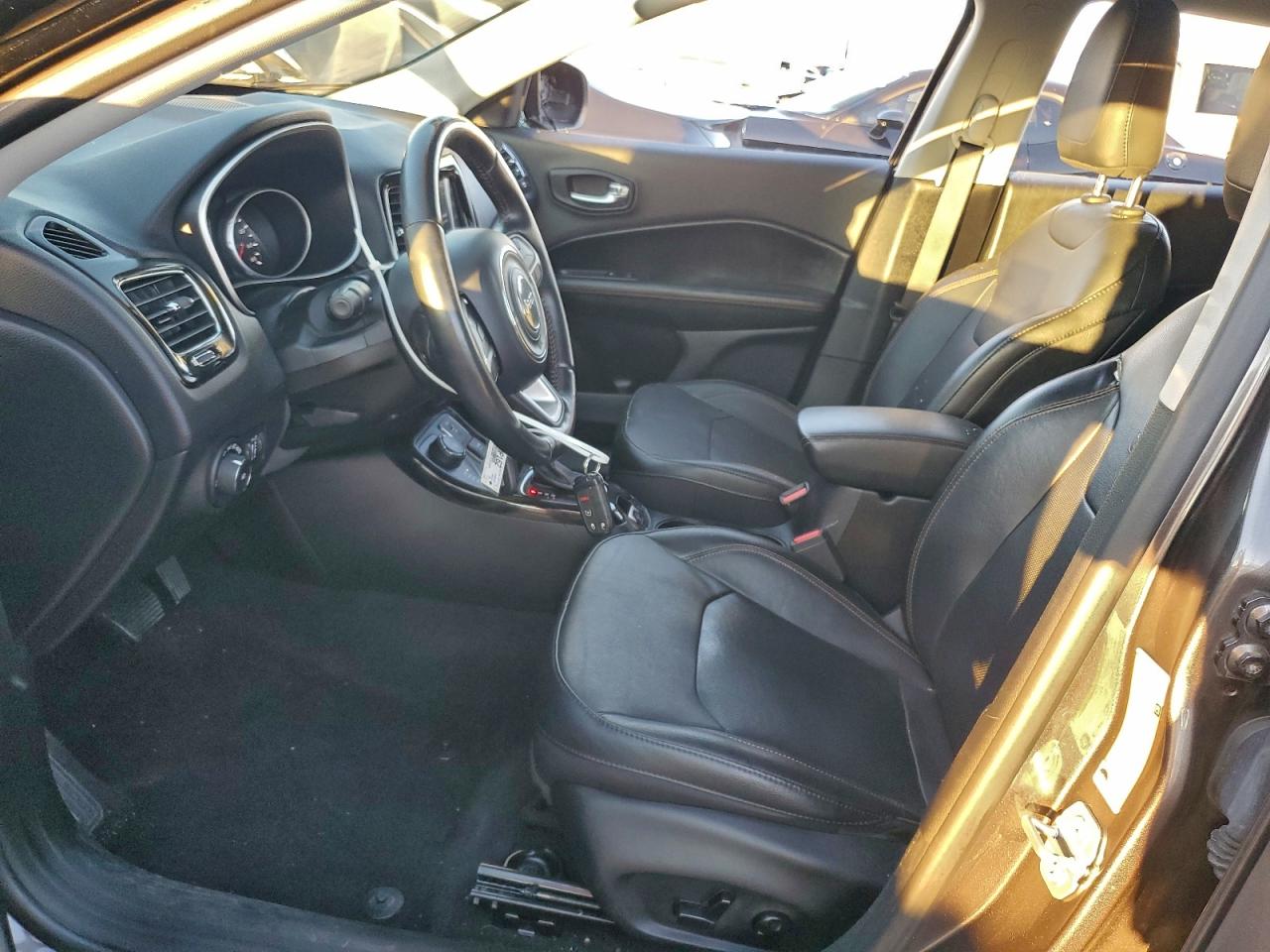 2020 Jeep Compass Limited VIN: 3C4NJDCB2LT137326 Lot: 94136675