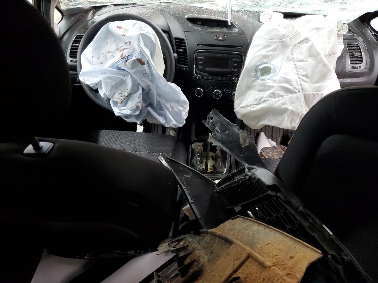 2018 Kia Forte Lx VIN: 3KPFK4A70JE227009 Lot: 90486205