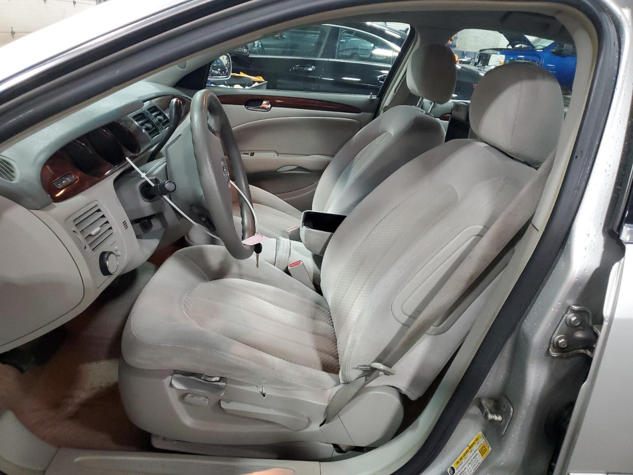 2007 Buick Lucerne Cx VIN: 1G4HP57247U181282 Lot: 92058835