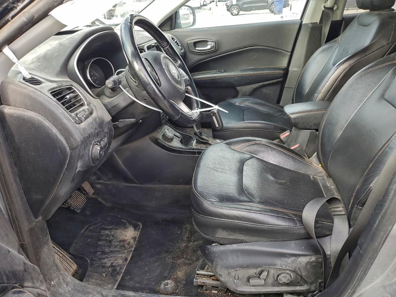 2018 Jeep Compass Limited VIN: 3C4NJDCB7JT190228 Lot: 93857165