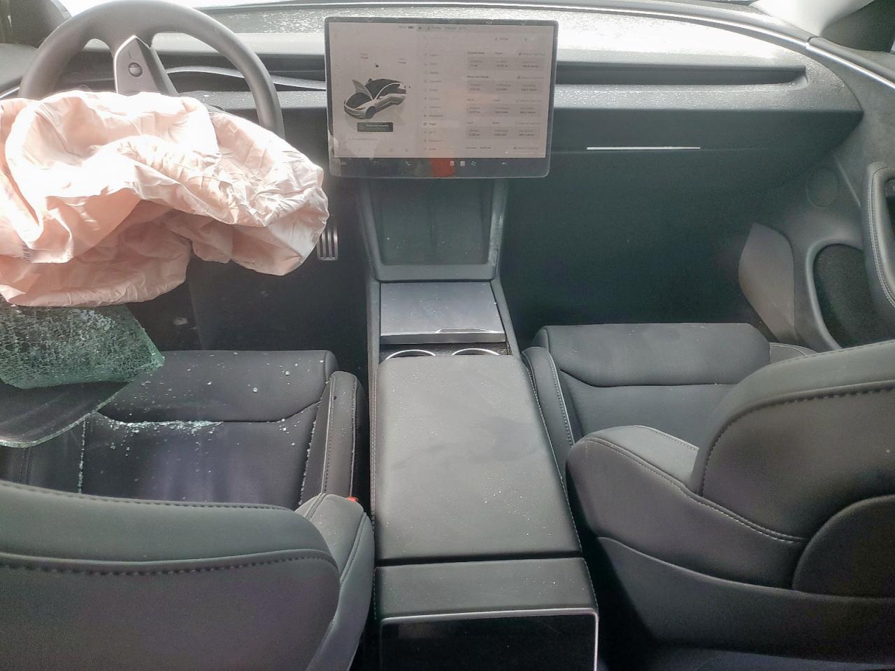 2025 Tesla Model 3 VIN: 5YJ3E1ET3SF002496 Lot: 92624275