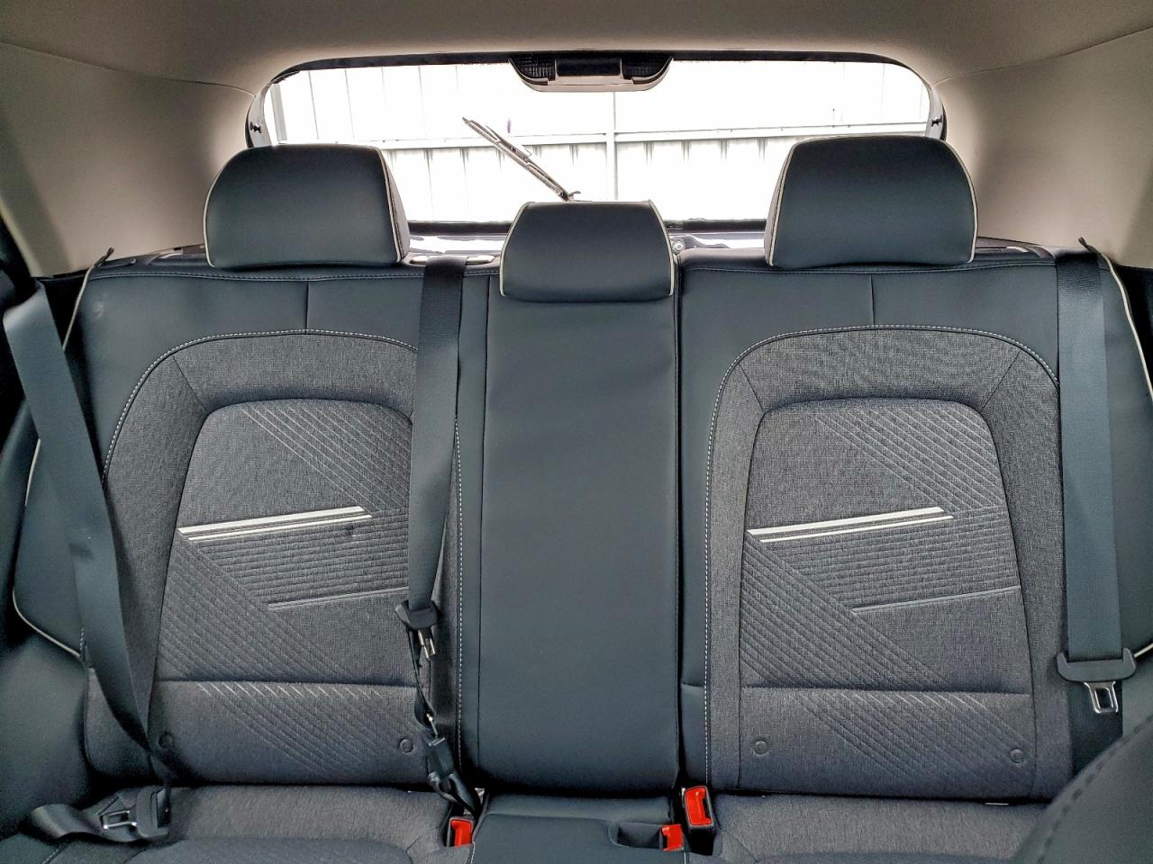 2025 Hyundai Venue Sel VIN: KMHRC8A30SU400346 Lot: 94671405