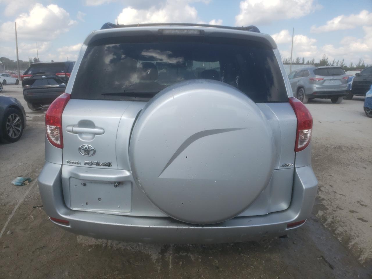 2008 Toyota Rav4 Limited VIN: JTMBD31V586079523 Lot: 93400875