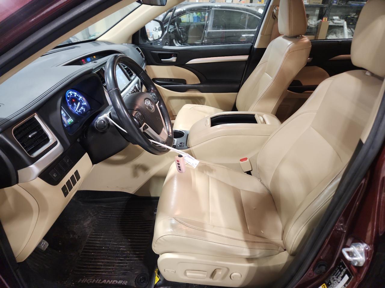 2017 Toyota Highlander Hybrid VIN: 5TDJGRFH1HS035818 Lot: 92933425