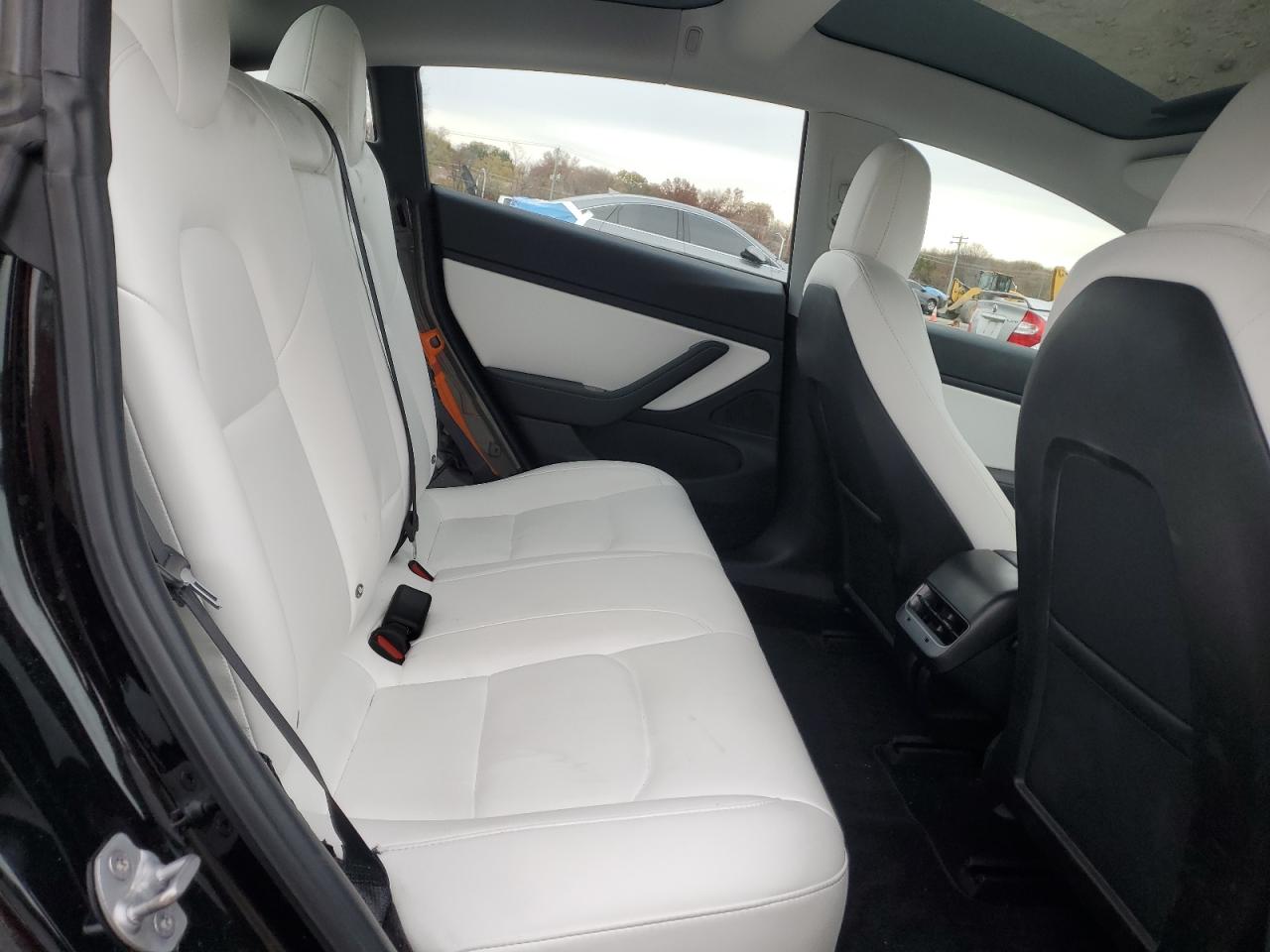 2018 Tesla Model 3 VIN: 5YJ3E1EB3JF169978 Lot: 92190985