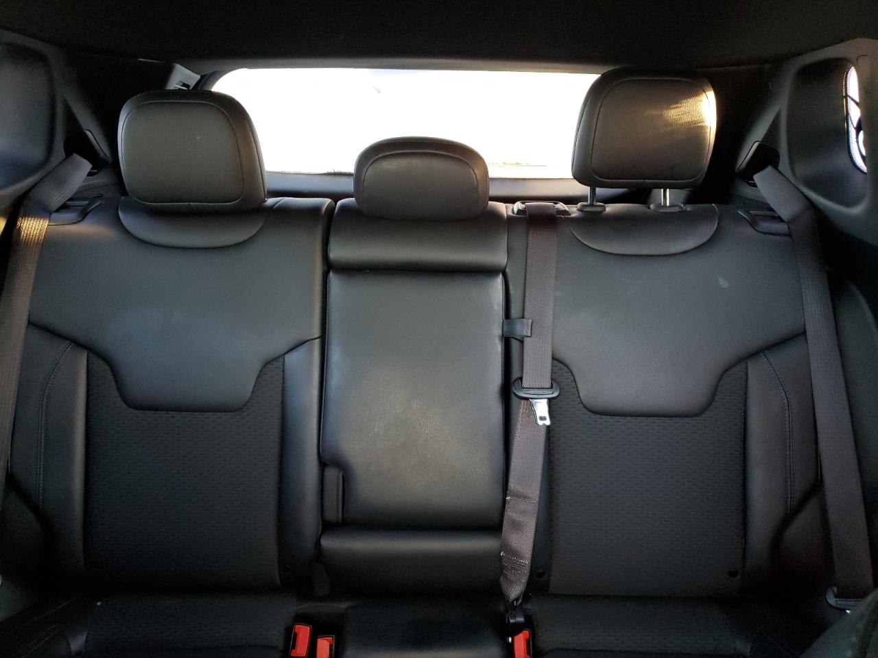 2025 Jeep Compass Latitude VIN: 3C4NJDBN0ST554163 Lot: 92614985