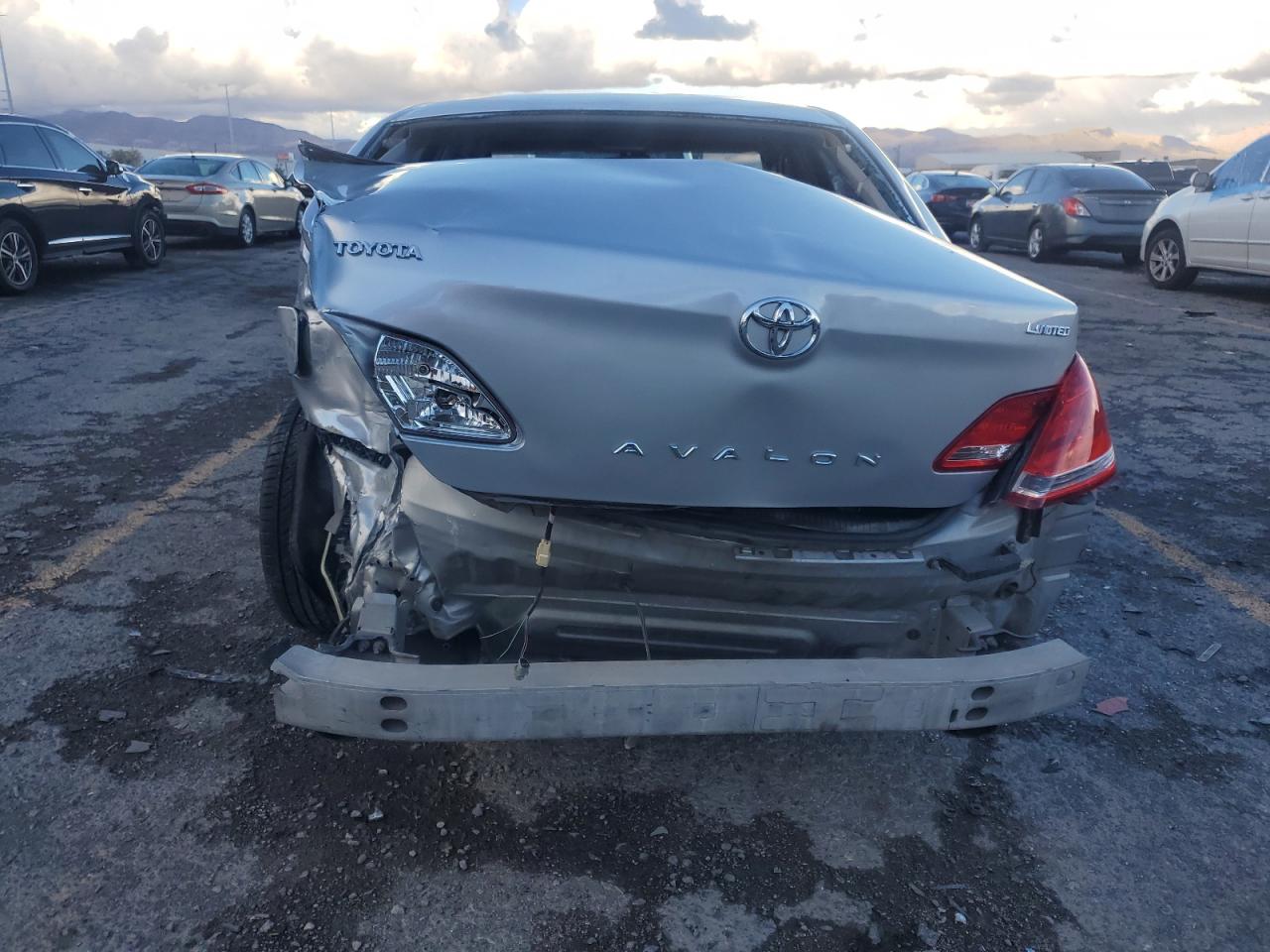 2005 Toyota Avalon Xl VIN: 4T1BK36B95U044507 Lot: 93603125