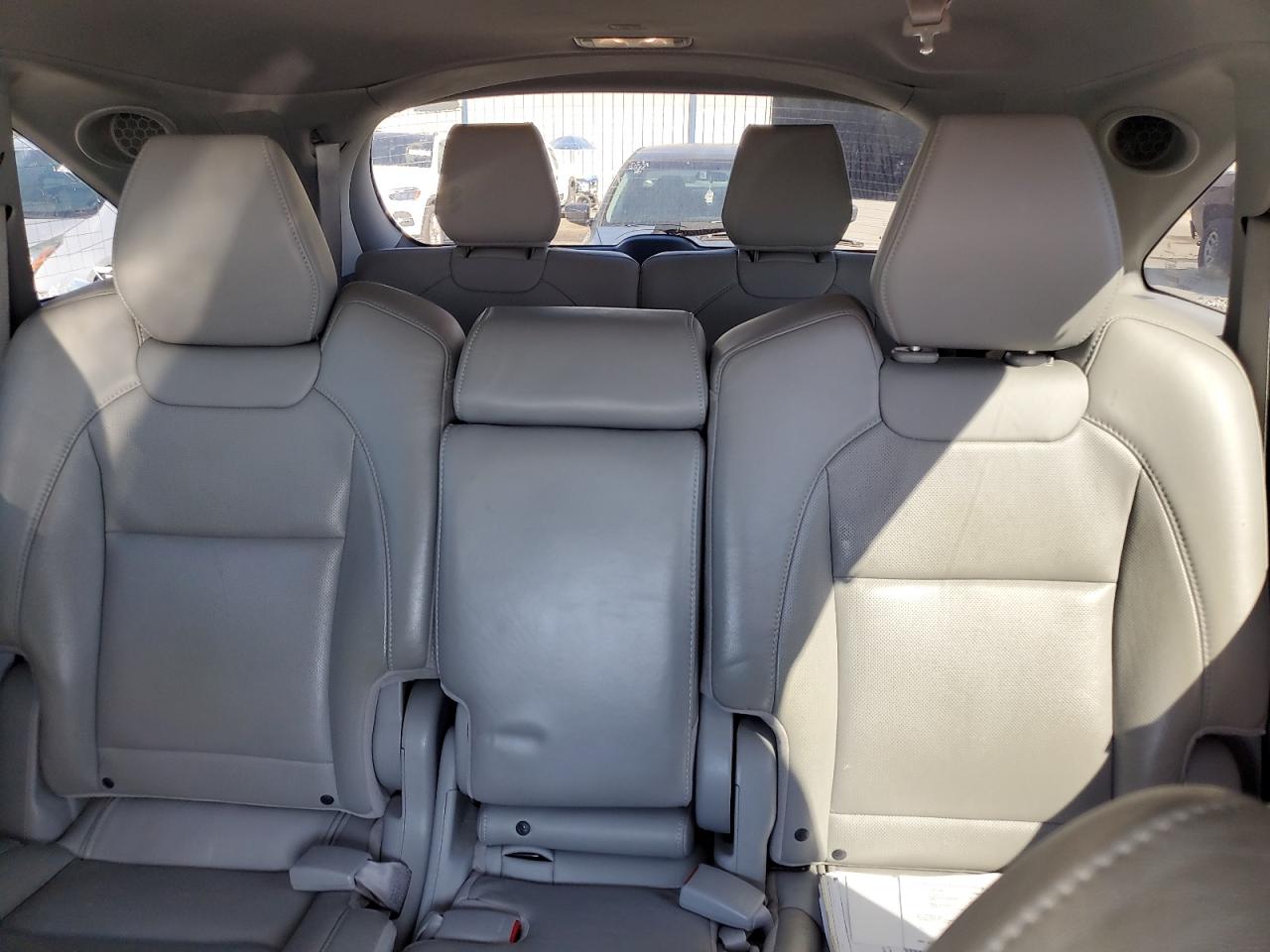 2016 Acura Mdx Advance VIN: 5FRYD4H92GB040463 Lot: 93295175