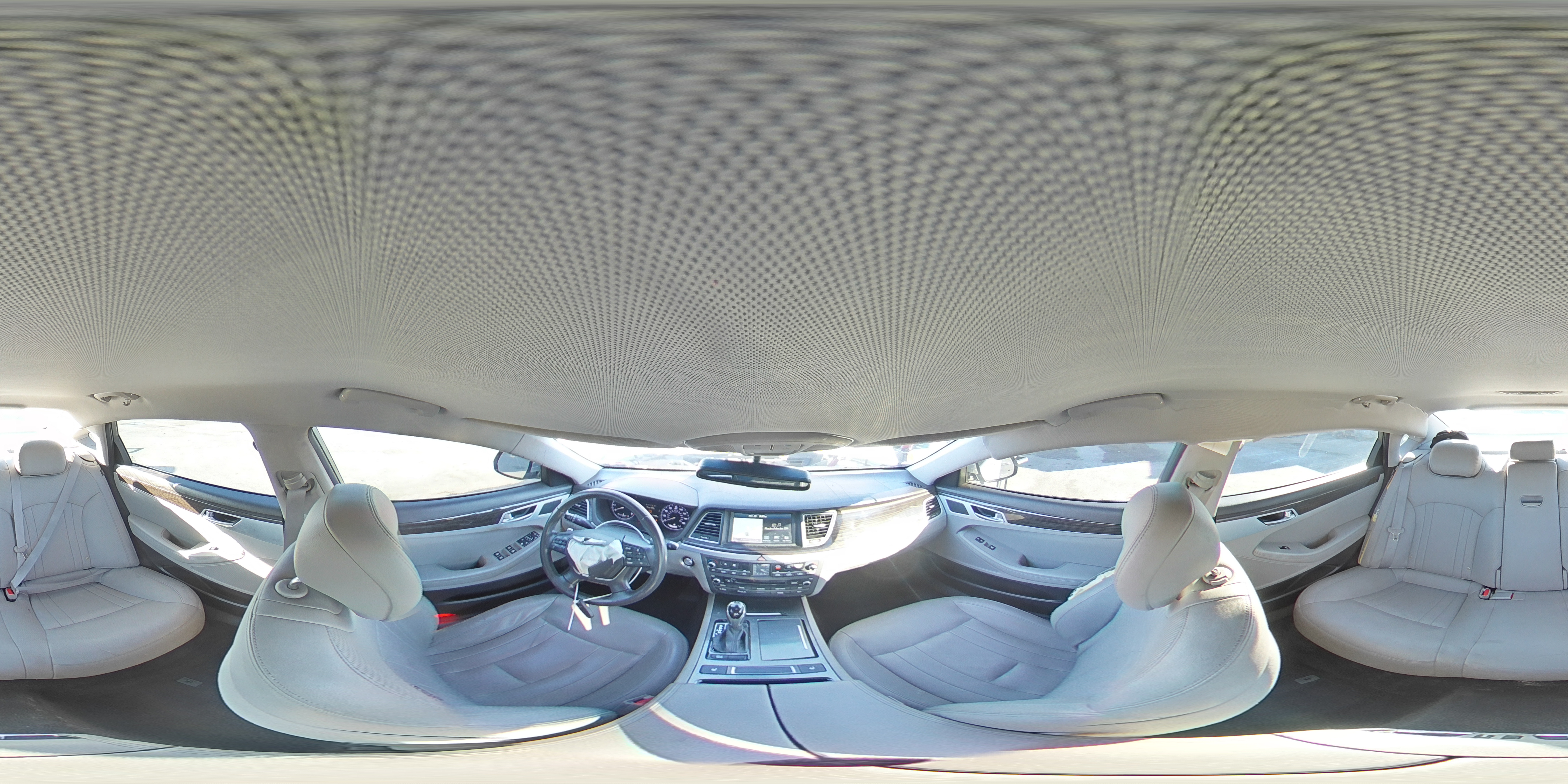 2015 Hyundai Genesis 3.8L VIN: KMHGN4JE4FU050172 Lot: 93555515