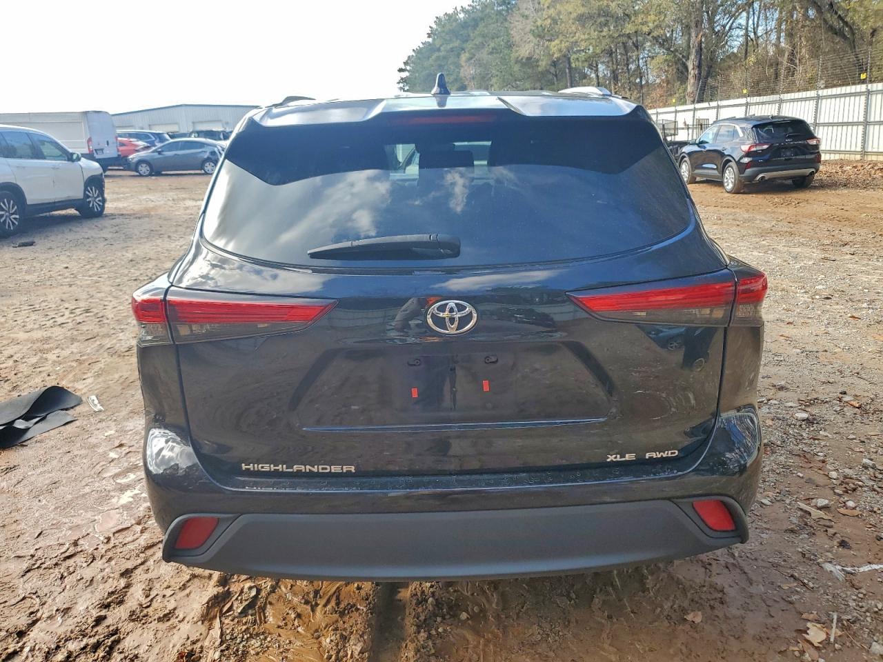 2021 Toyota Highlander Xle VIN: 5TDGZRBH5MS099039 Lot: 94630535