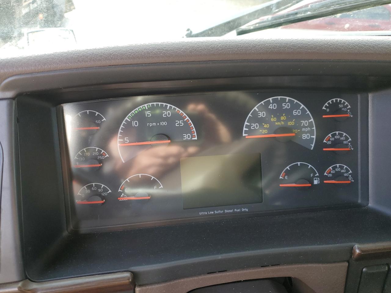 2015 Volvo Vnl Semi Truck VIN: 4V4NC9EJ8FN188110 Lot: 93150025