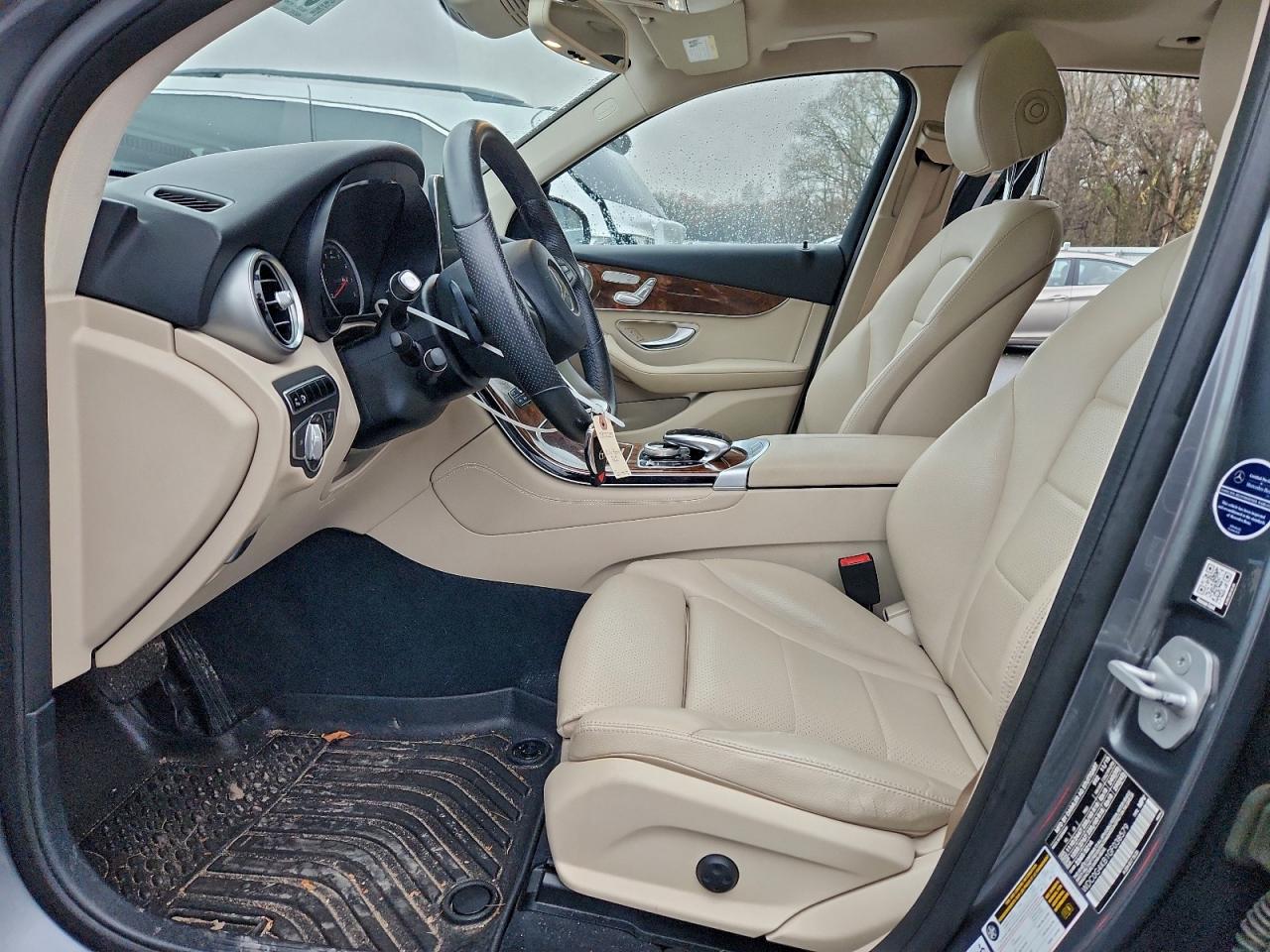 2016 Mercedes-Benz Glc 300 4Matic VIN: WDC0G4KB1GF038579 Lot: 93237825