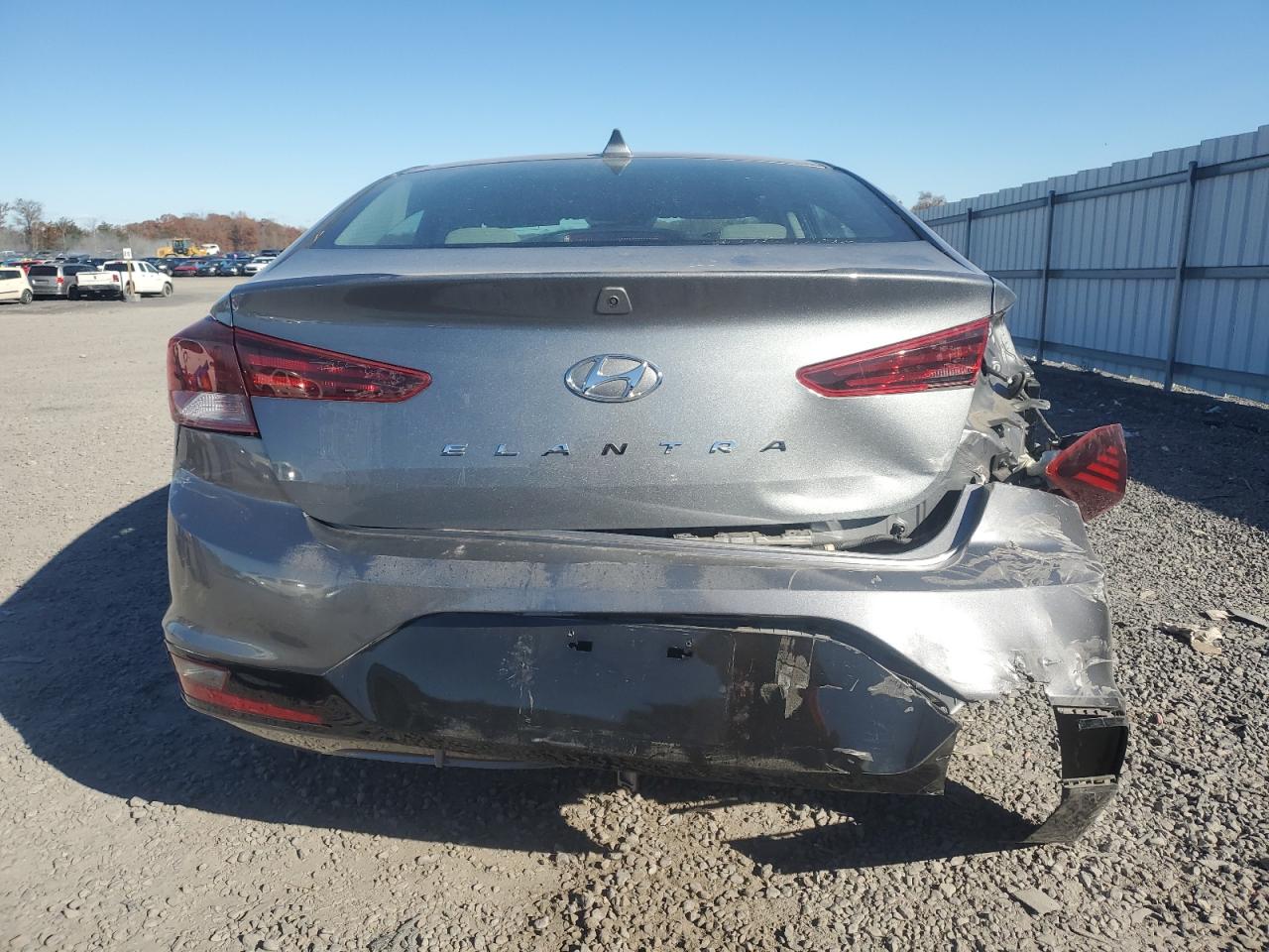 2019 Hyundai Elantra Sel VIN: KMHD84LF2KU847708 Lot: 91902985