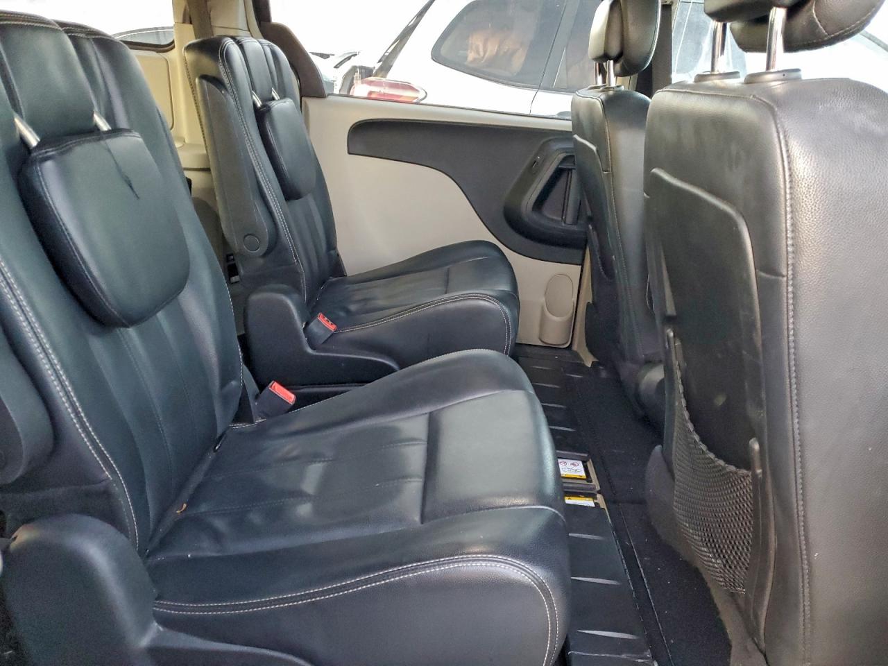 2013 Chrysler Town & Country Touring VIN: 2C4RC1BG0DR690231 Lot: 94903285