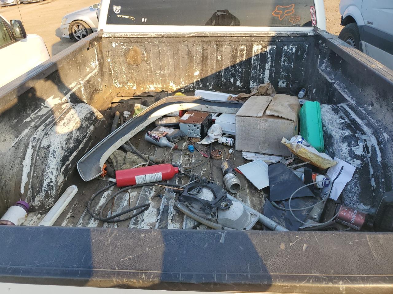 2002 GMC Sierra K1500 Heavy Duty VIN: 1GTGK13U12F108737 Lot: 91121235